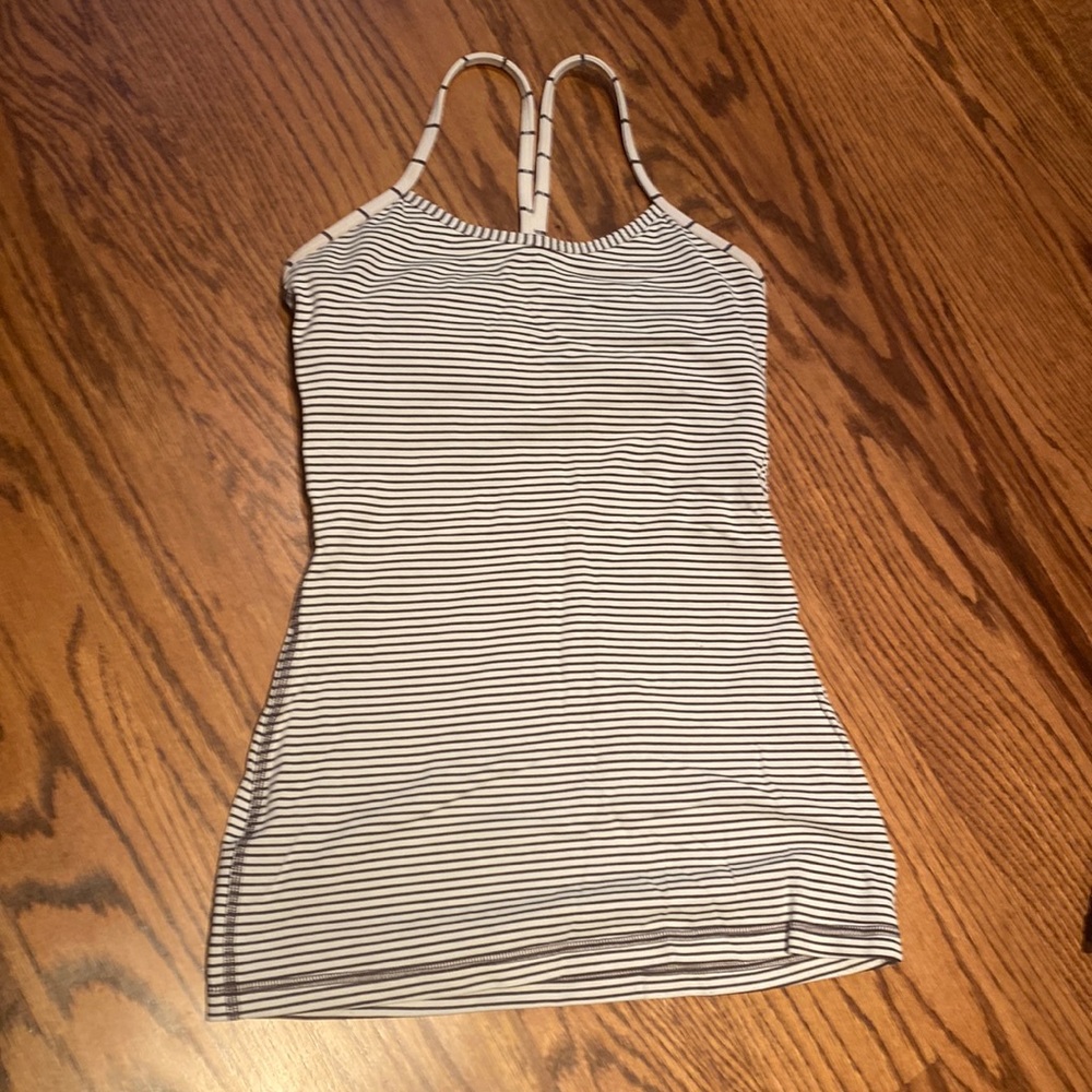 Lululemon power y tank